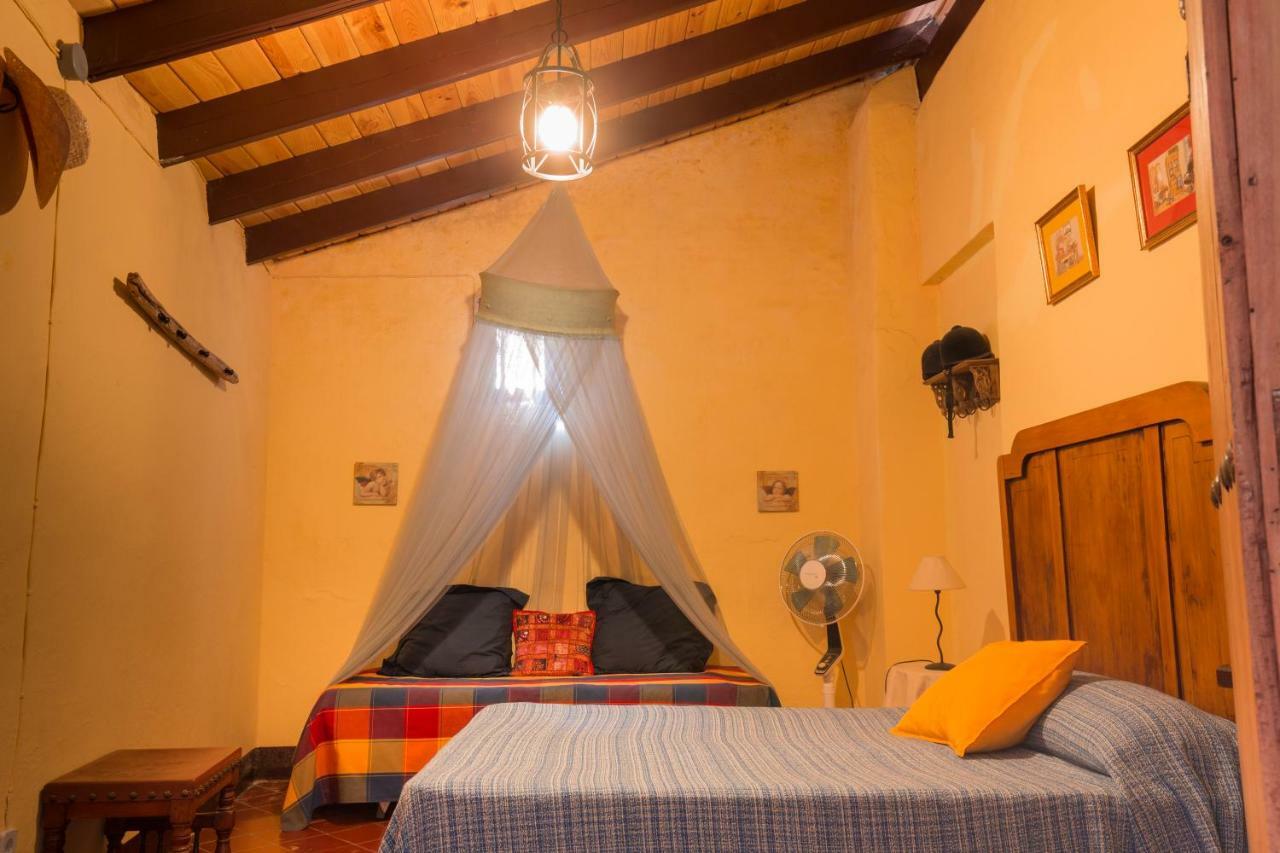 Casa Centenaria Con Encanto Zufre Esterno foto